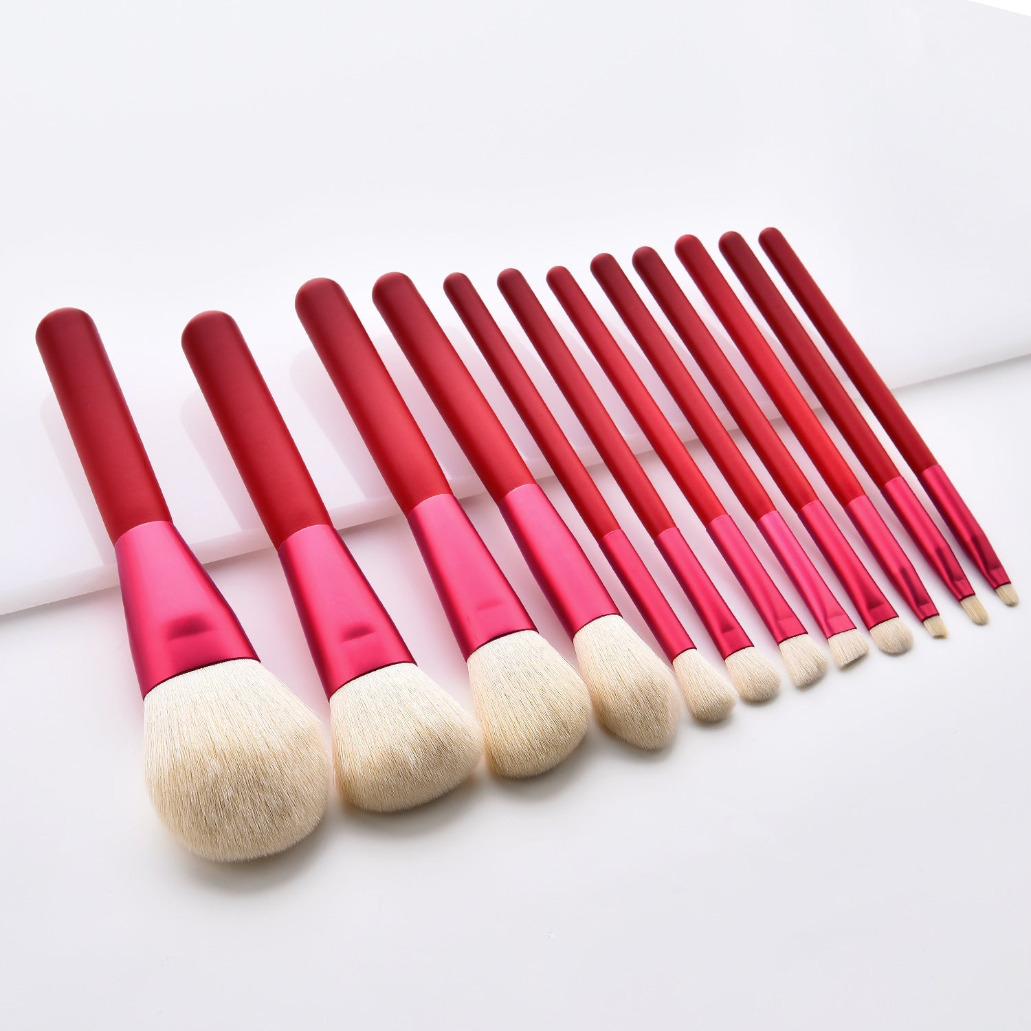 12pcs red makeup brushes